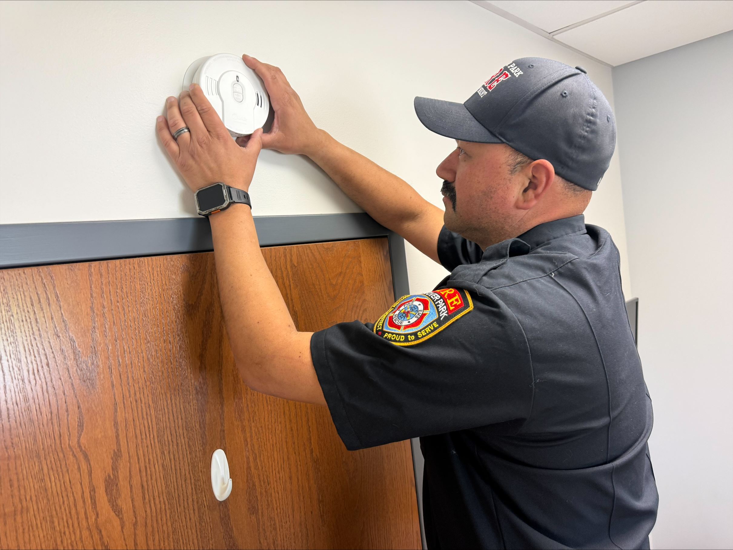 Smoke Alarm Installation Photo (2)
